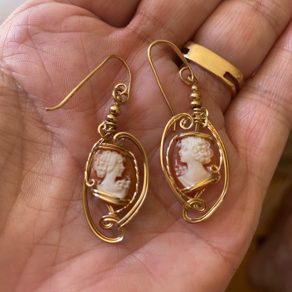 14k hand carved cameo hand made - Picture 2 of 8